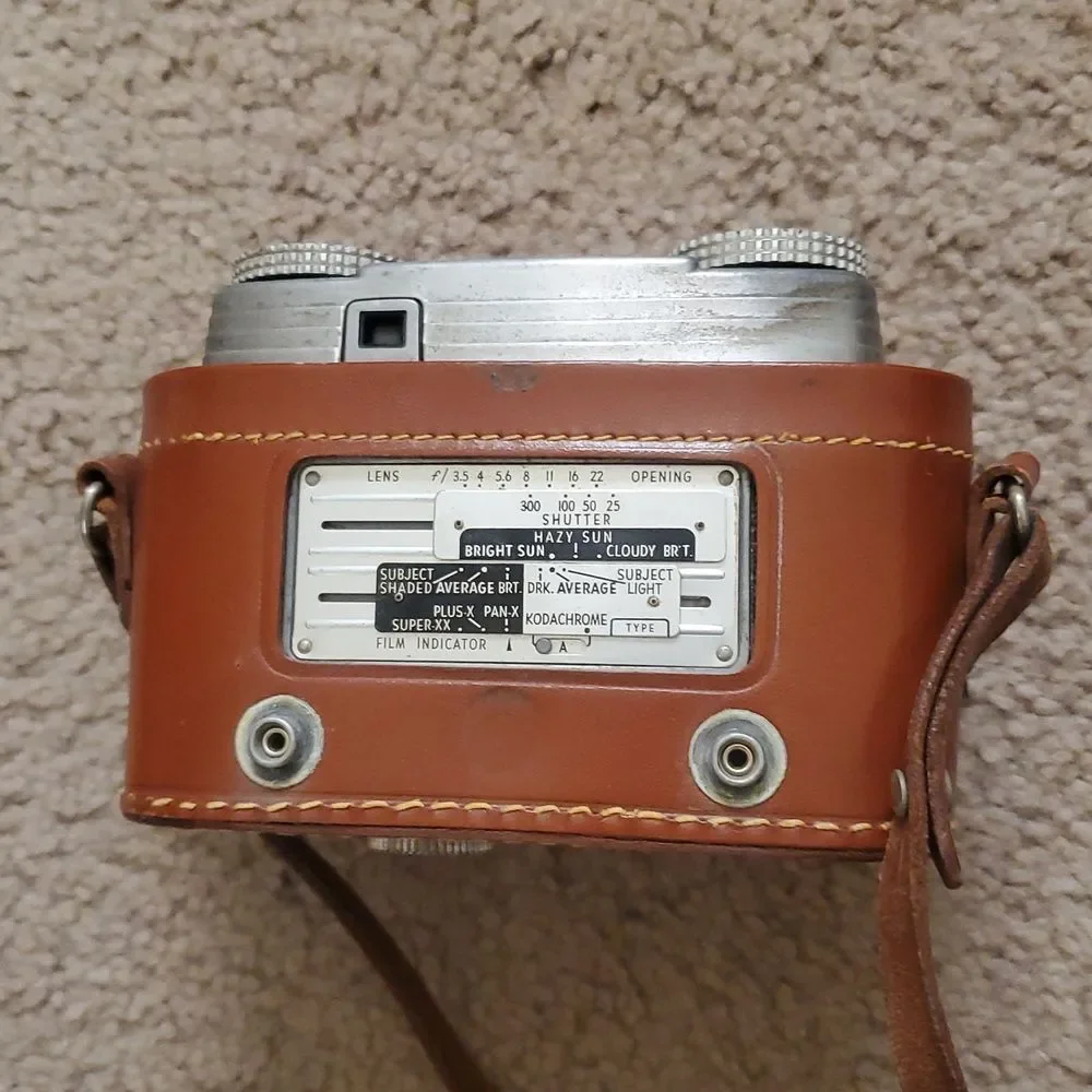 Vintage Kodak Signet 35 Camera w/ Leather Case